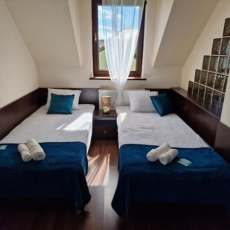Morska Perla Bed & Breakfast Rewal Bagian luar foto